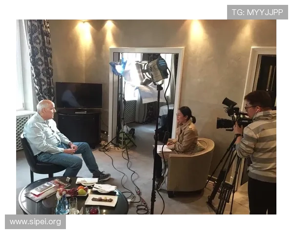 国际真人教程：结合真实案例讲解的实用操作课程推荐